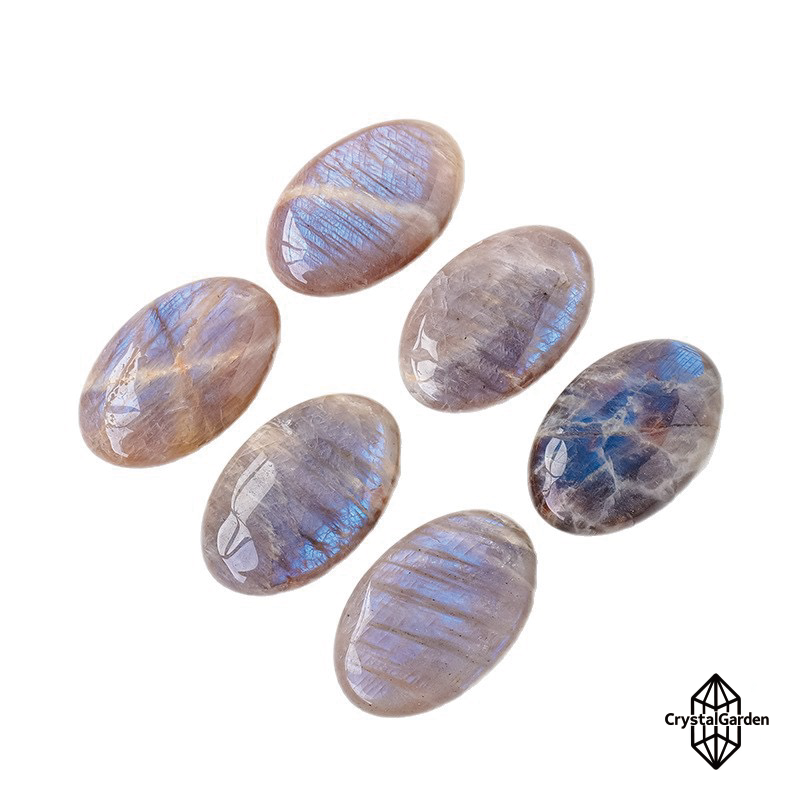 Moonstone Palm Stone - Image 4